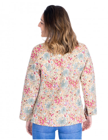 Two-tone lightweight jacket