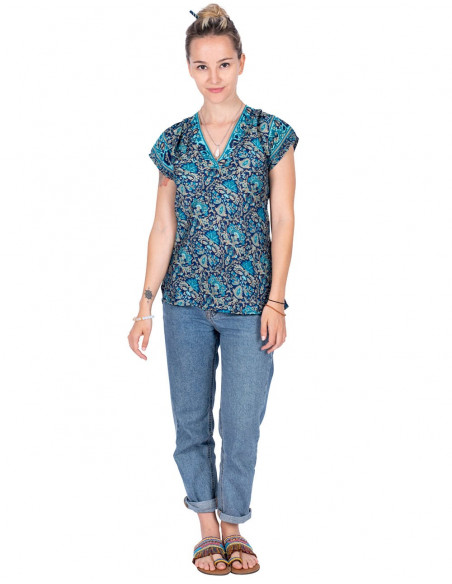 blusa-estampada-seda-escote-v-verano