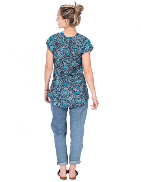 blusa-estampada-seda-escote-pico-azul