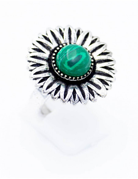anillo-hippie-tallado-flor-piedra-verde