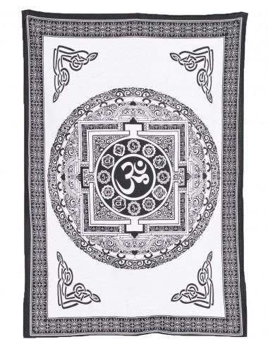 Om B&W tapestry