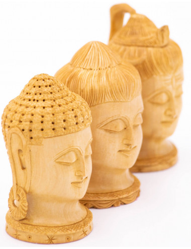 Wide-faced Buddha statue
