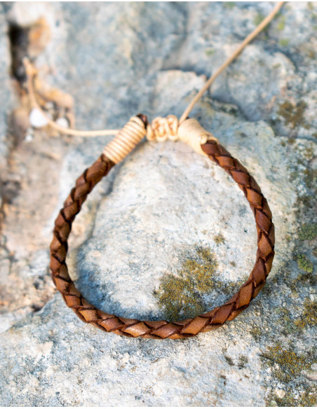 pulsera-marron-simil-cuero-hippie-unisex-india