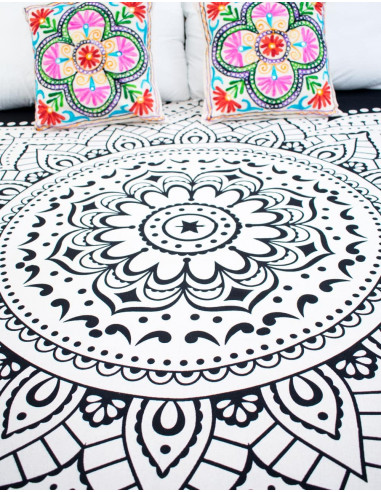 colcha-verano-etnico-mandala-blanco-negro