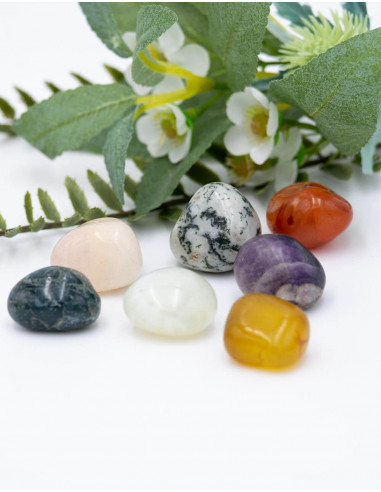 Bag with 7 Chakras Stones