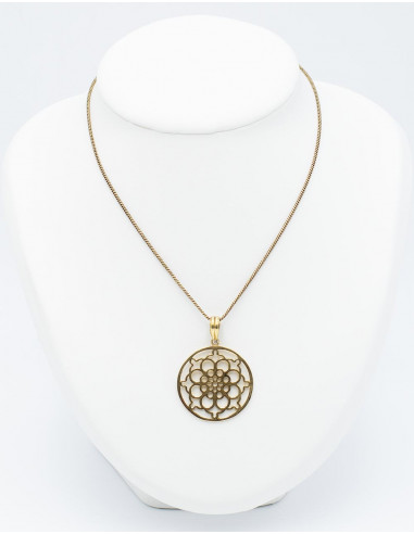 Gold pendant