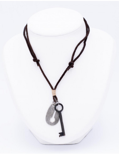 Faux leather collar