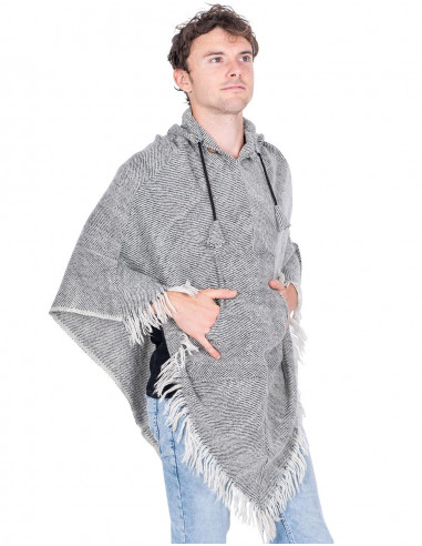 poncho-hombre-gris-con-capucha