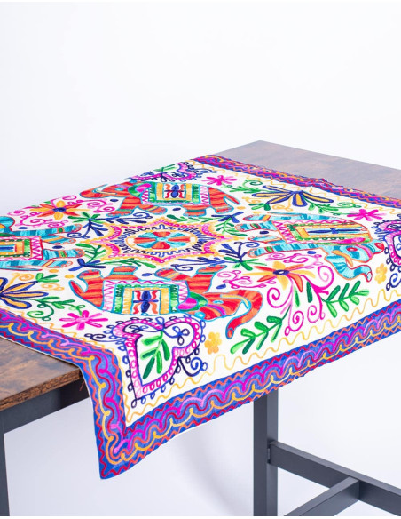 mantel-etnico-decorativo-cuadrado-bordado