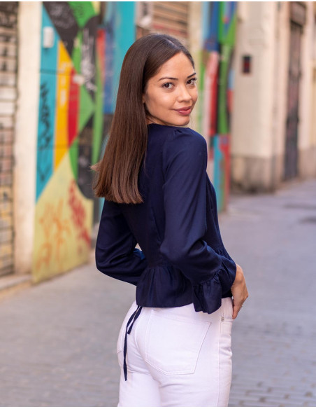 blusa-azul-manga-larga-cruzada-rayon