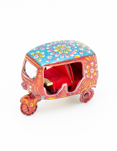 tuc-tuc-tradicional-india-rojo