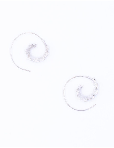 pendientes-circulares-hoja-con-relieve-plateado-icoting