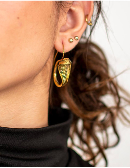 aretes-serpiente-dorado-estilo-boho