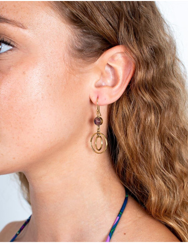 Gold circle earrings with mineral stones | Kimago