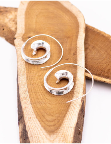 Kimago handmade spiral earrings in brass