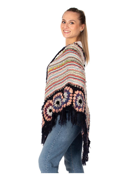 Woven boho poncho with fringes | Kimago