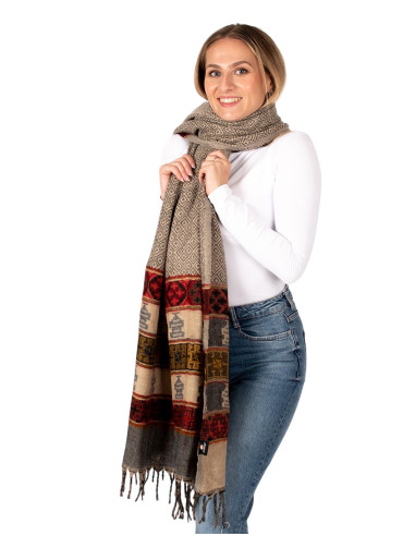 Large multicolored handmade shawl | Kimago