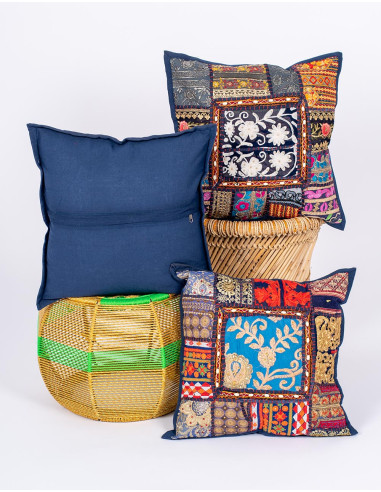 cojin-azul-etnico-algodon-bordado